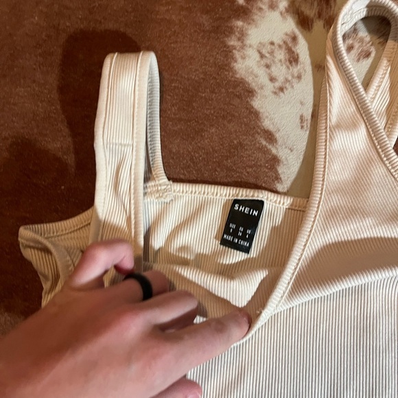 Shein tank top bundle 
size small 
3 tops total! - Picture 5 of 7